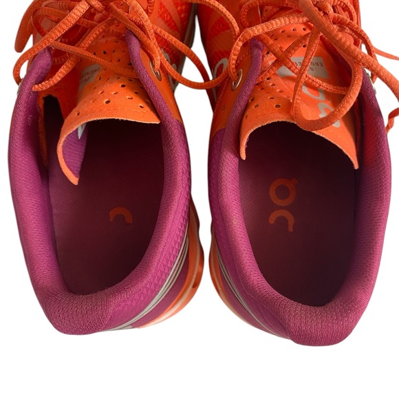 On Cloudflow Swiss Engineering Women’s Sneaker Shoes Size W 7.5 - Picture 8 of 13